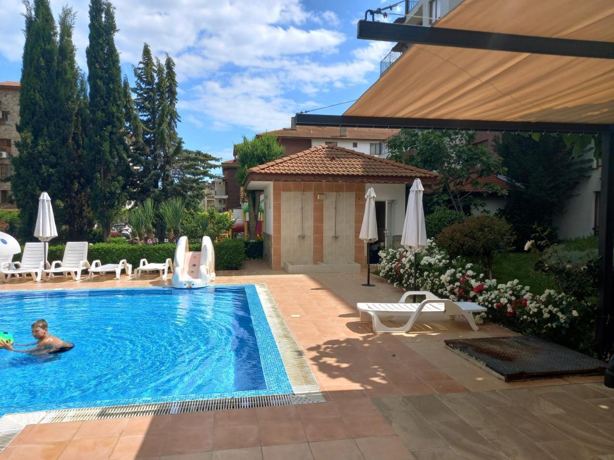 Apollon-7 Family Apartment Nesebar Luaran gambar